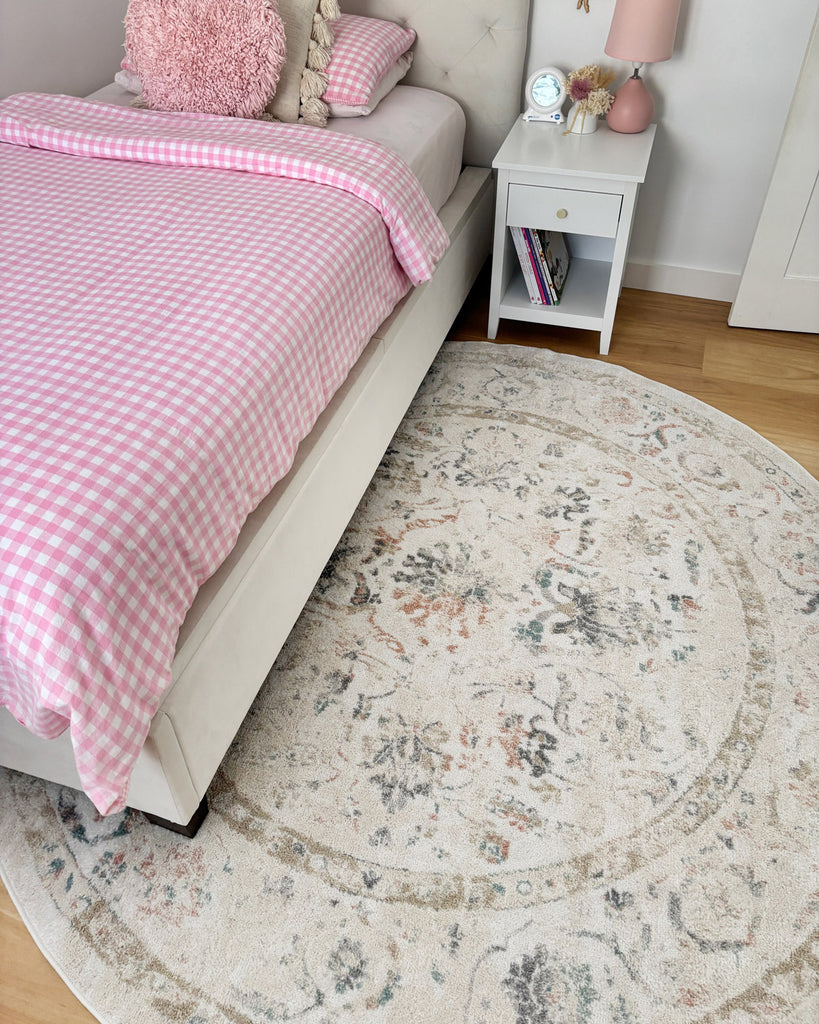 Caribou Cream and Pink Traditional Round Rug
