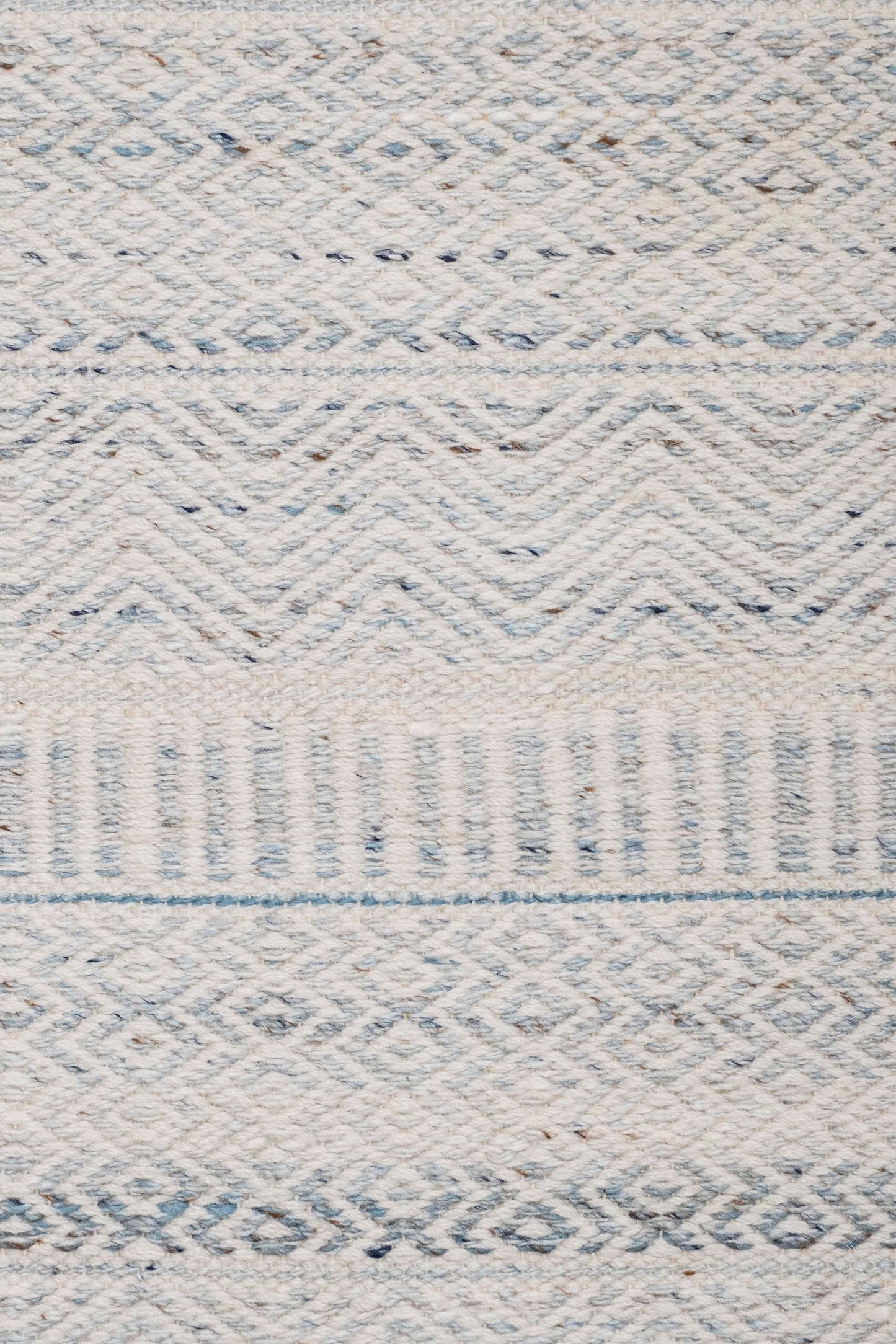 Daisy Cream and Blue Indoor Outdoor P.E.T Rug