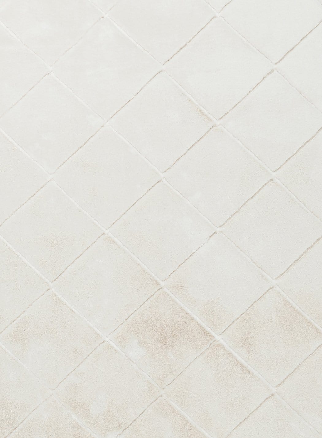 Jessa Ivory Cream Diamond Shag Rug