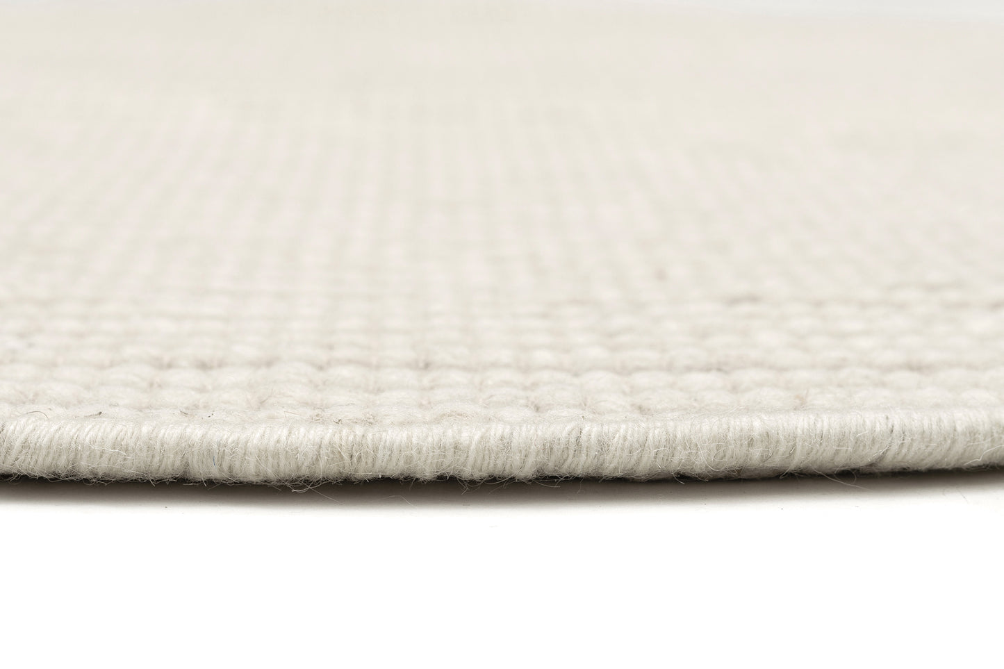 Larvic Ivory Chunky Wool Round Rug