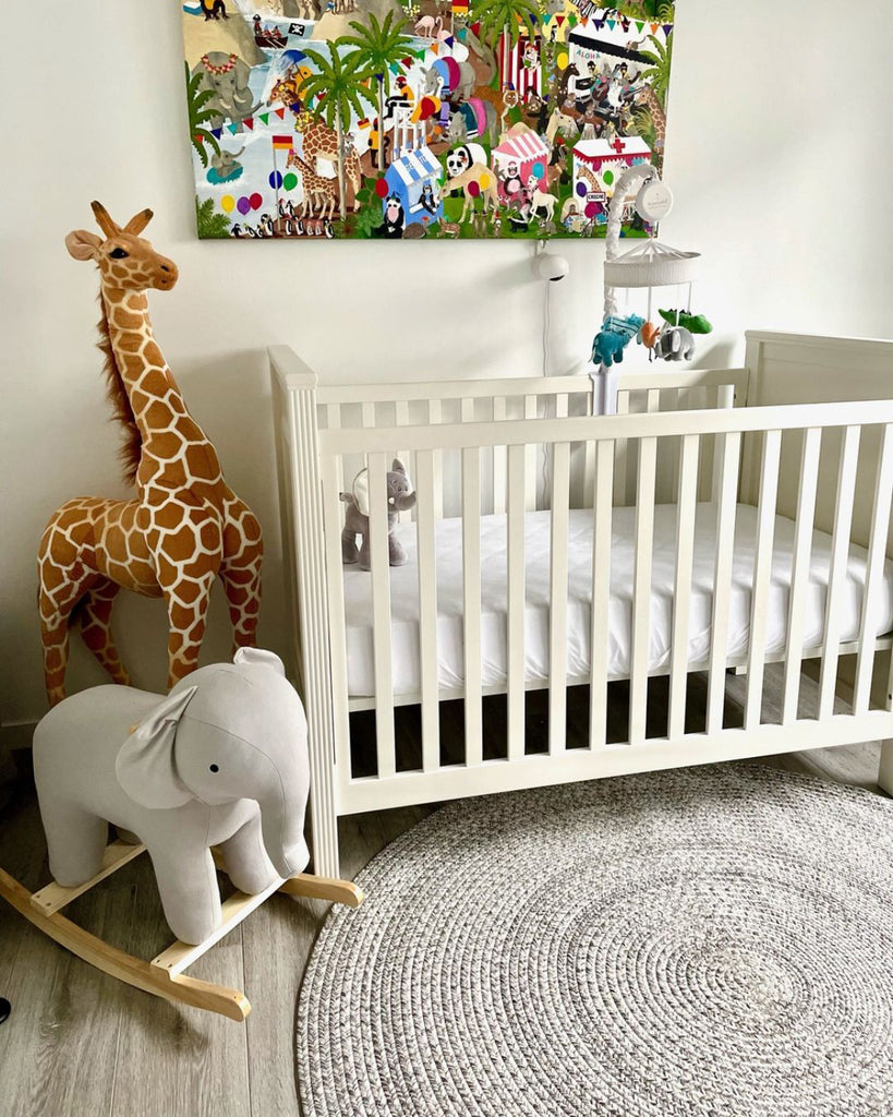 Mika Grey Braided Flatweave Indoor Outdoor Round Rug