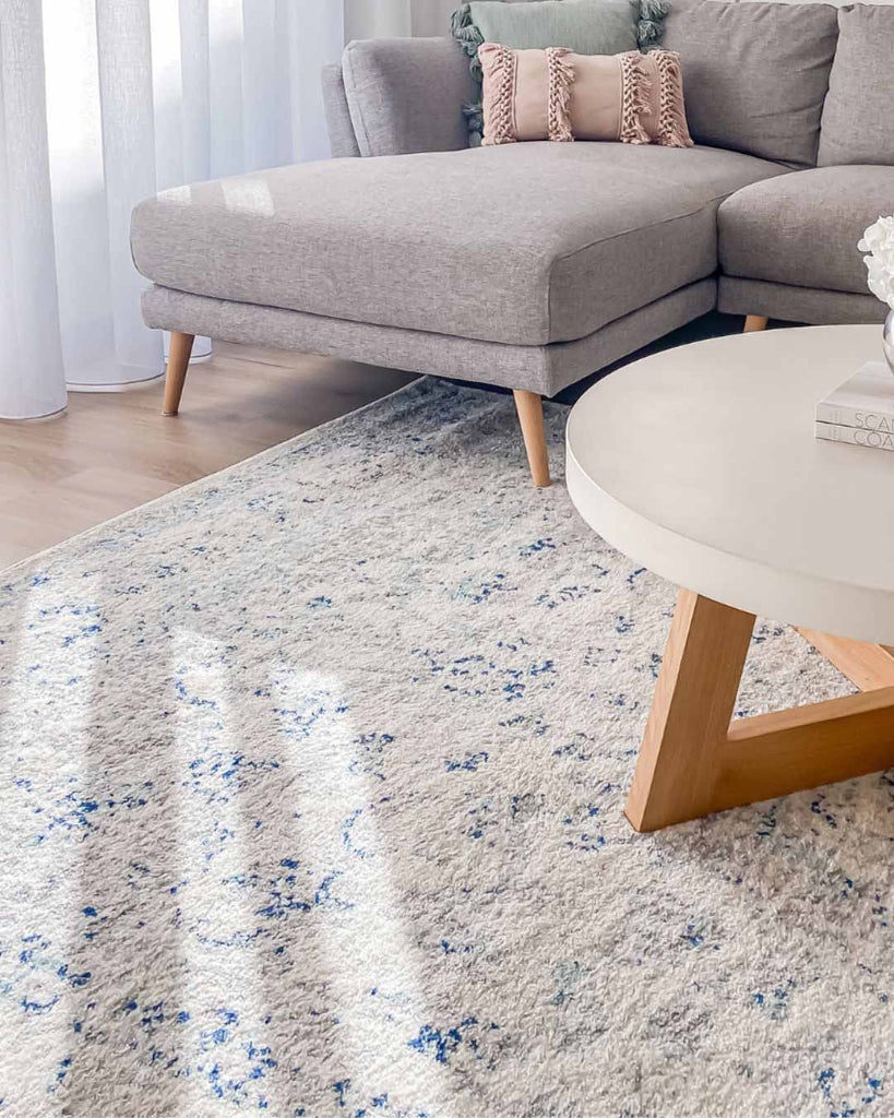 Noor Blue and Ivory Traditional Distressed Rug