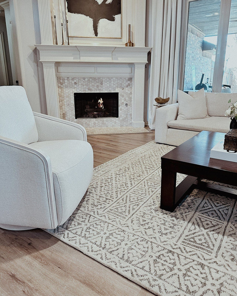 Tatiana Ivory and Grey Textured Tribal Rug