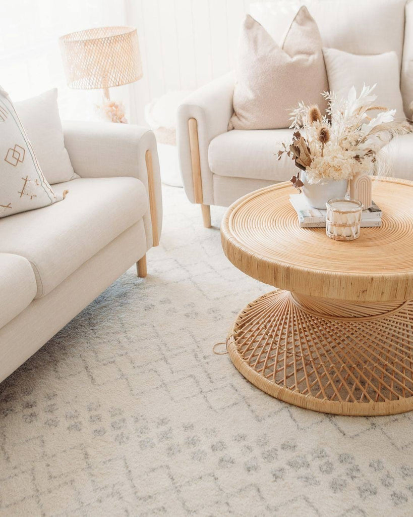 Toni Ivory and Grey Tribal Diamond Rug