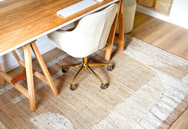 Textured Rugs Vs. Solid Rugs: How To Choose A Rug For Your Office