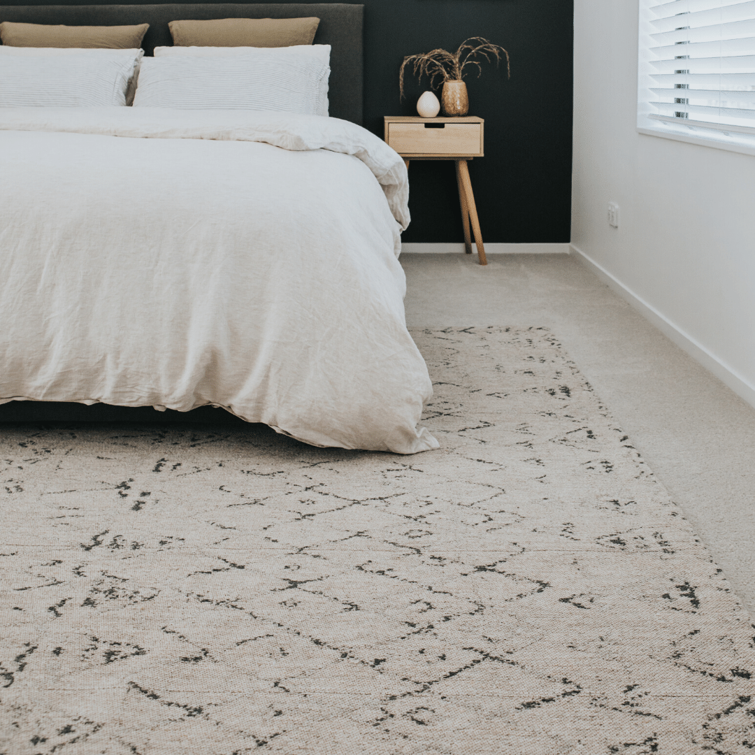 Kwame Tribal Pattern Flatweave Rug