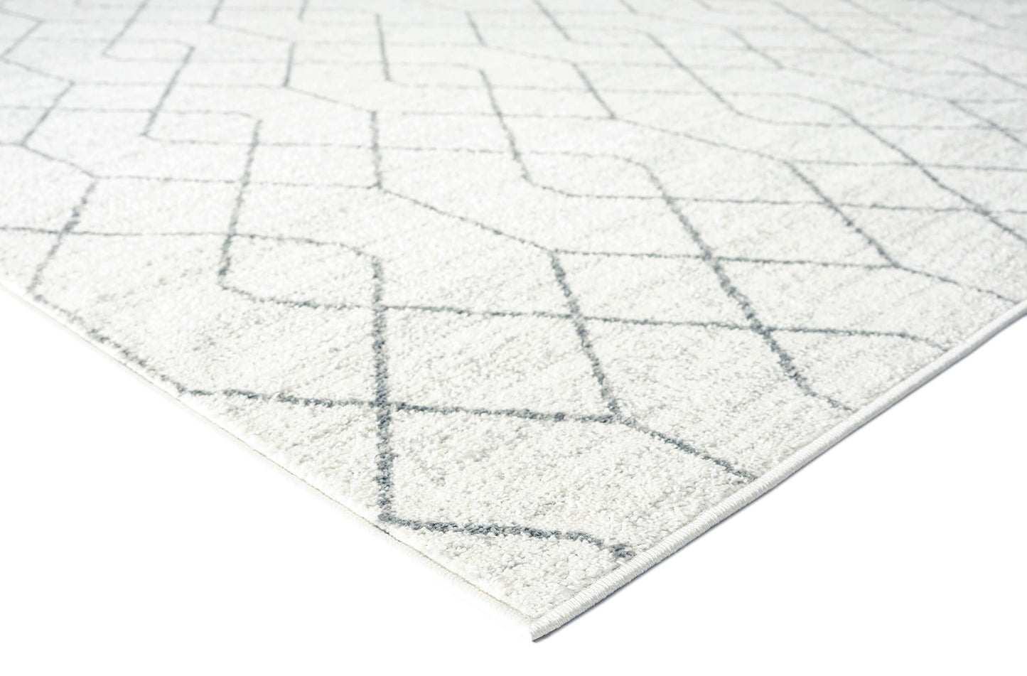 Neda Grey and Ivory Diamond Pattern Rug