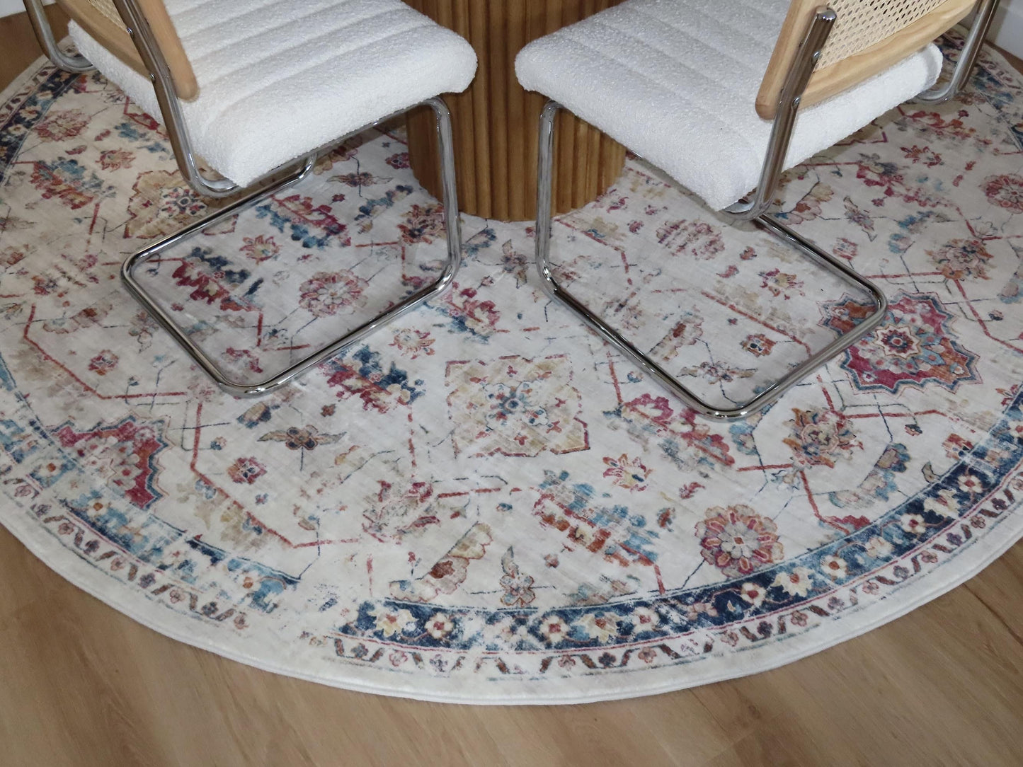 Amanda Multicolour Distressed Transitional Round Rug