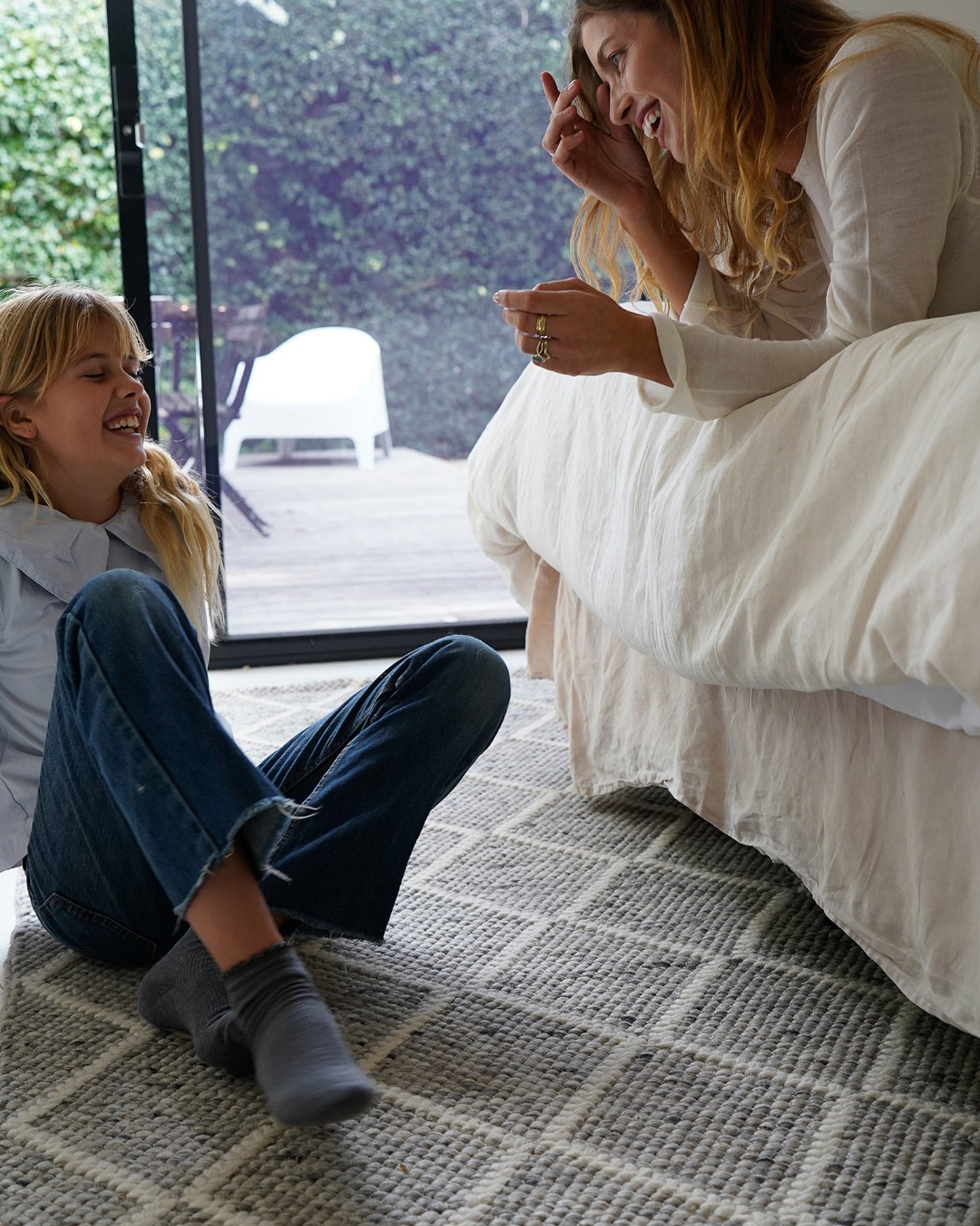 Anja Grey and Ivory Lattice Wool Rug
