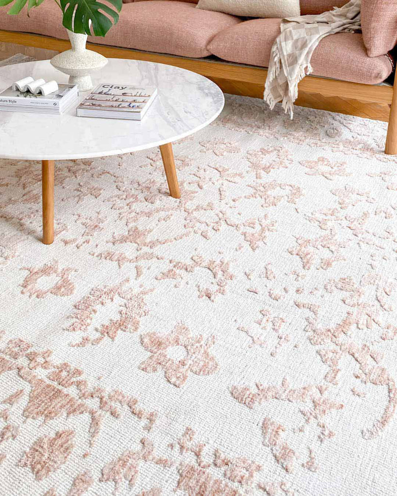 Aria Pink and Ivory Floral Transitional Rug