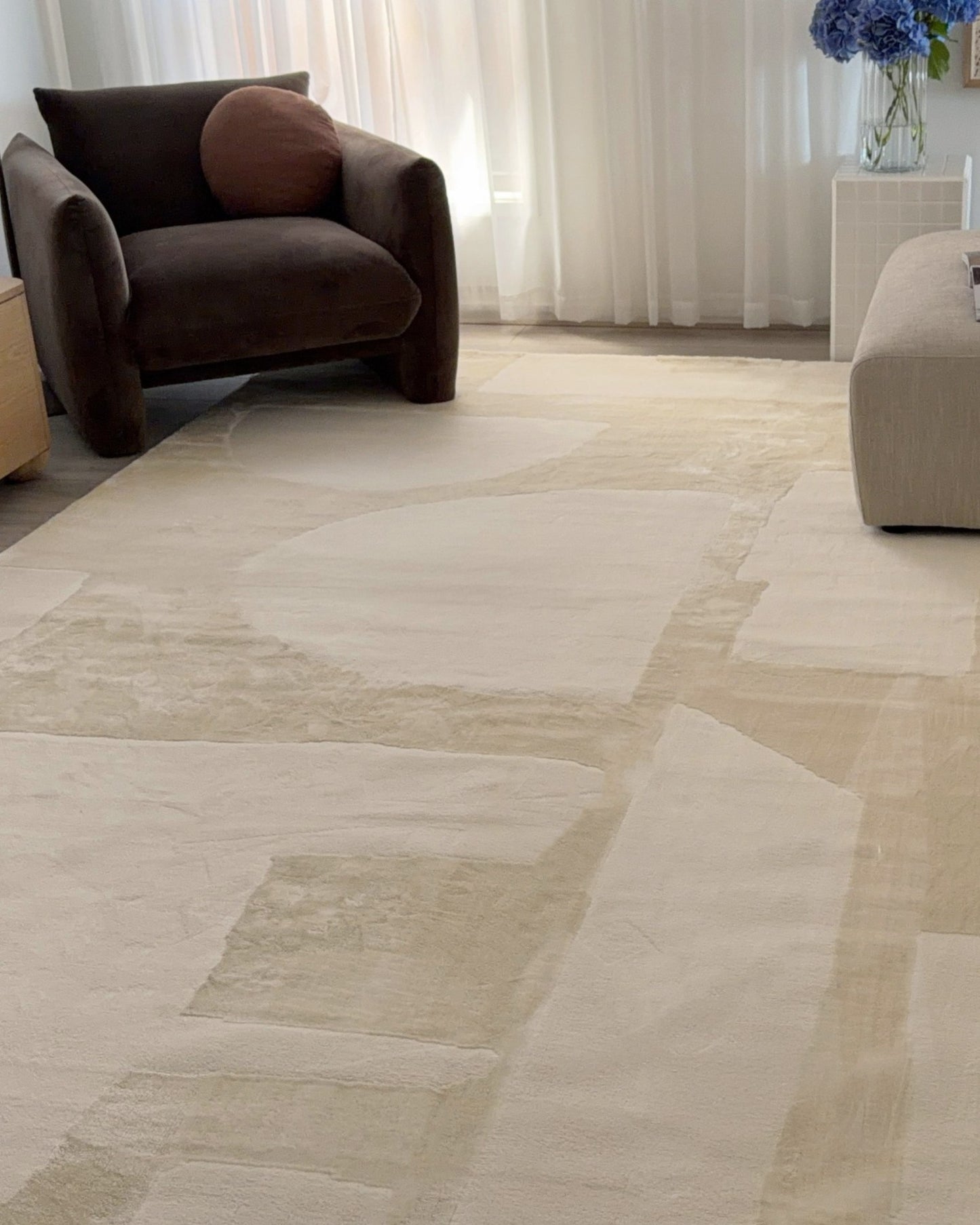 Arisa Neutral Geometric Rug