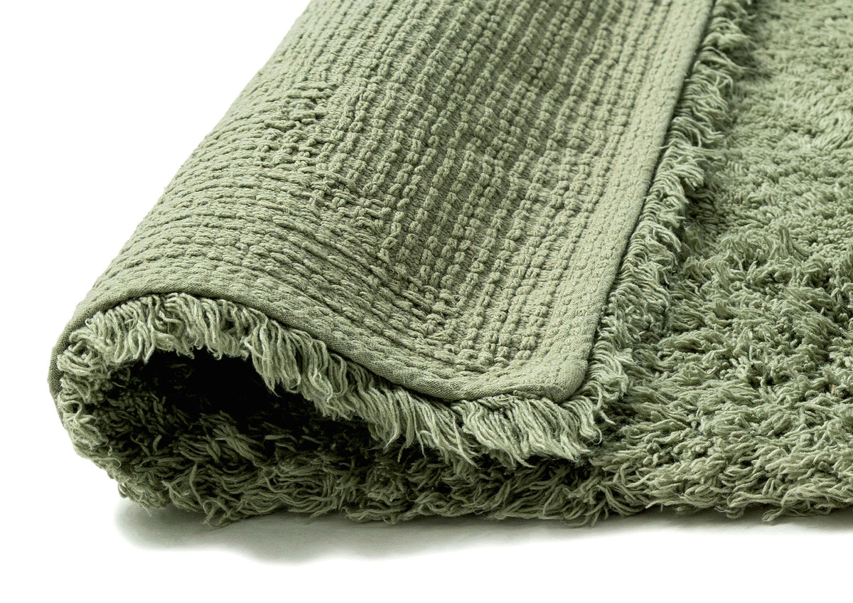 Arwen Green Shag Border Bath Mat