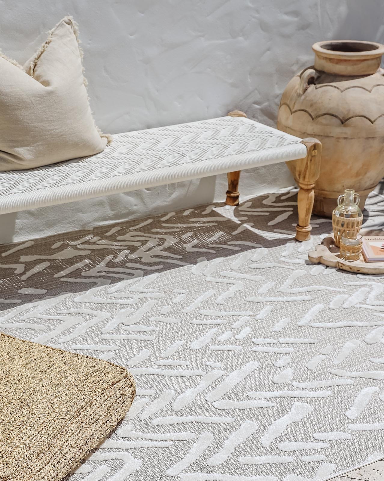 Bailey Beige and Ivory Modern Indoor Outdoor Rug