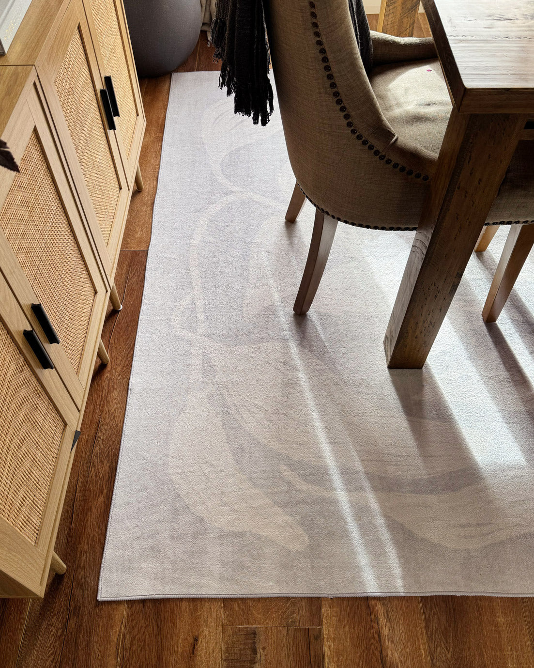 Cattleya Grey Botanical Washable Rug