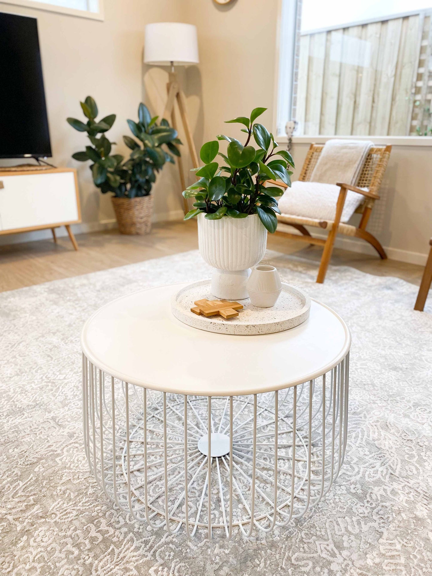 Cecilia Grey and Ivory Distressed Floral Rug