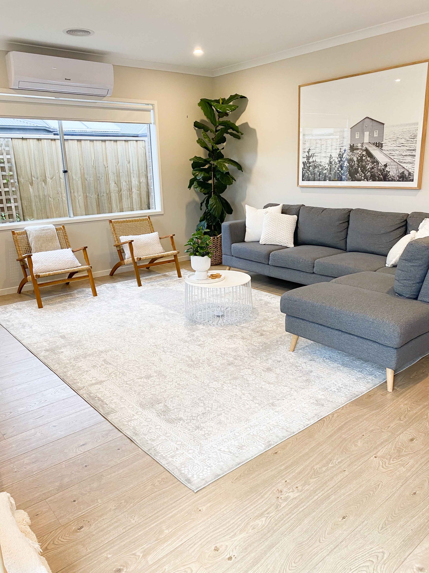 Cecilia Grey and Ivory Distressed Floral Rug