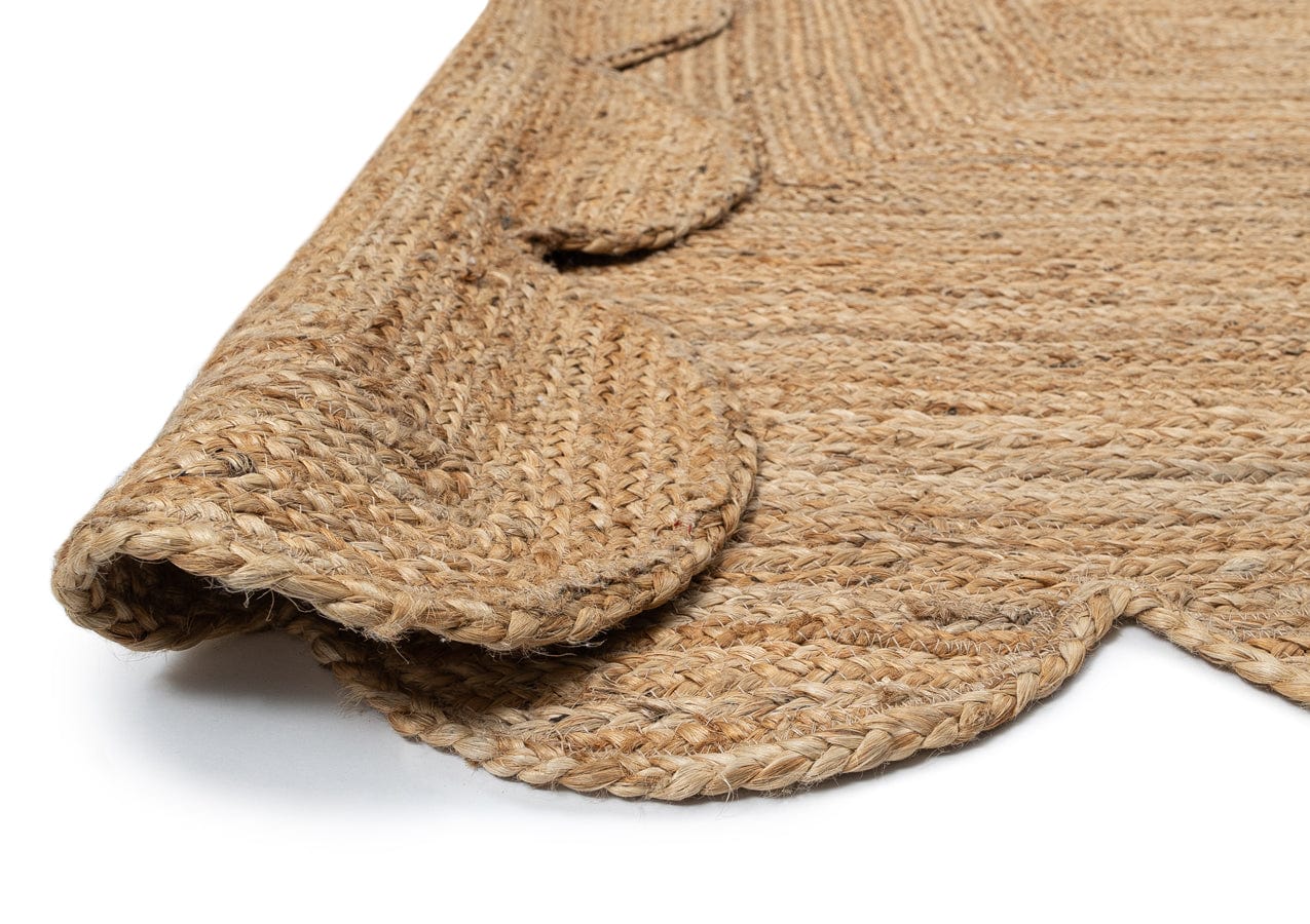 Celeste Natural Brown Scalloped Jute Rug