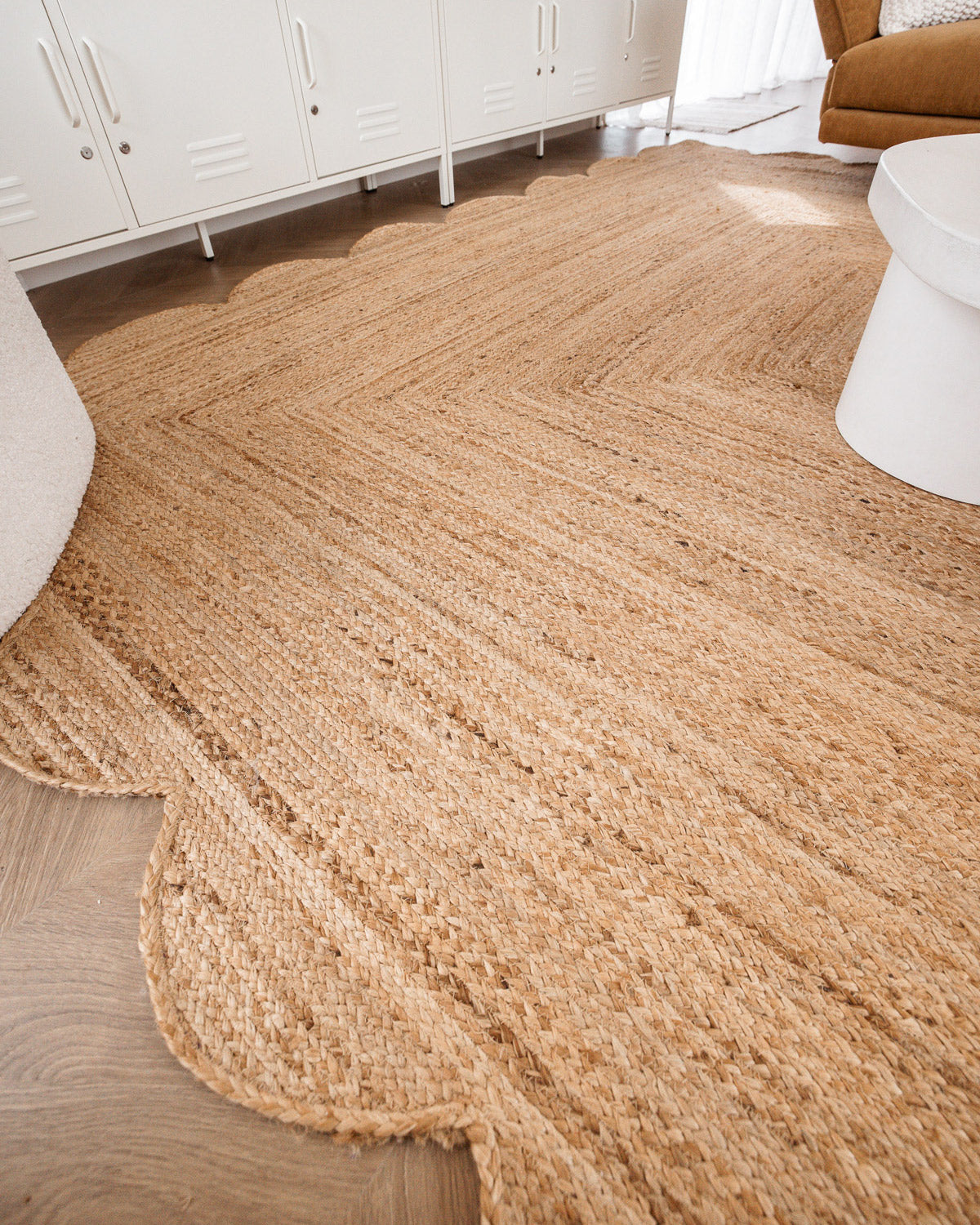 Celeste Natural Brown Scalloped Jute Rug