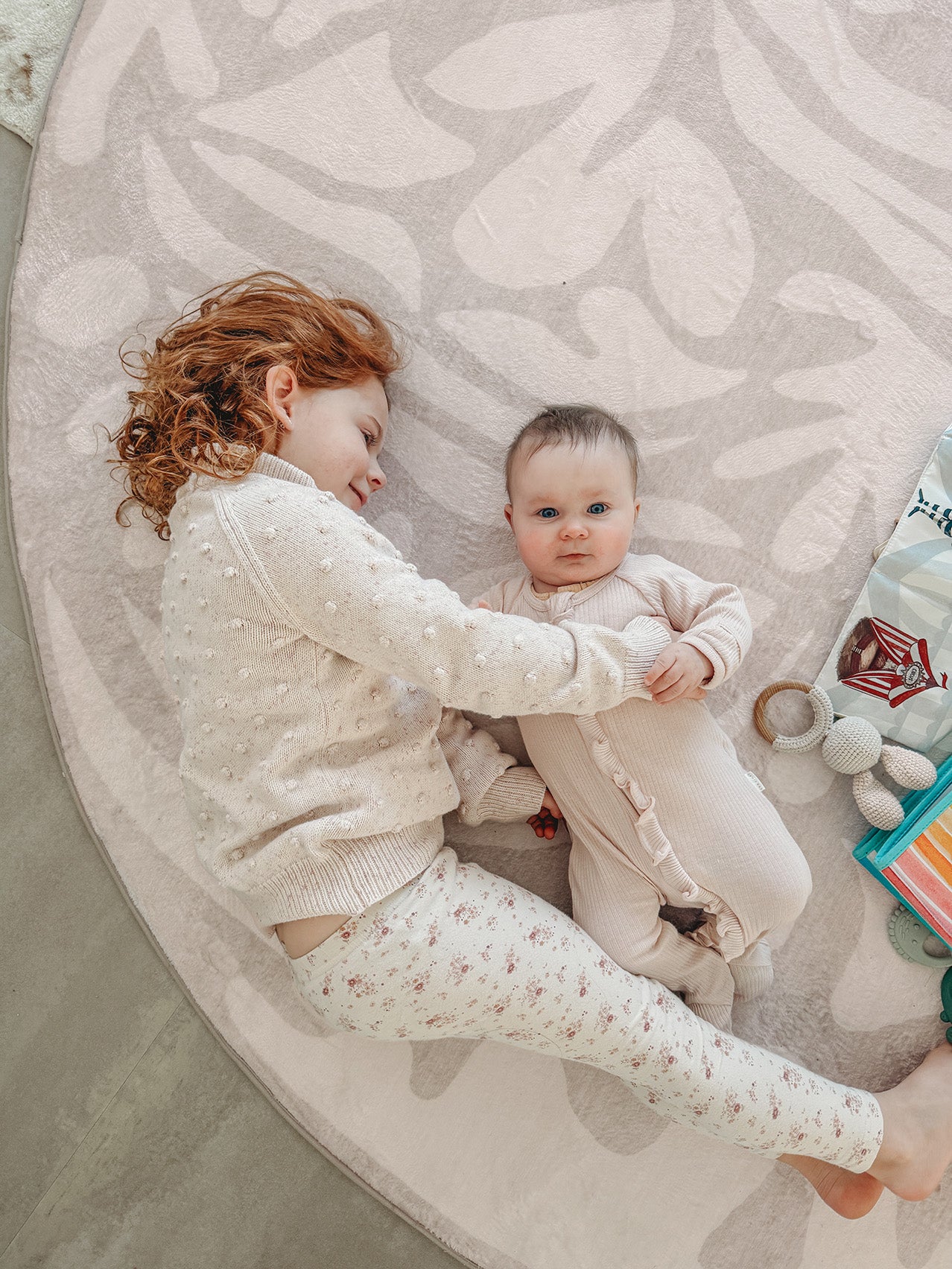 Didi Grey Cream Leaves Rollie Pollie Round Playmat