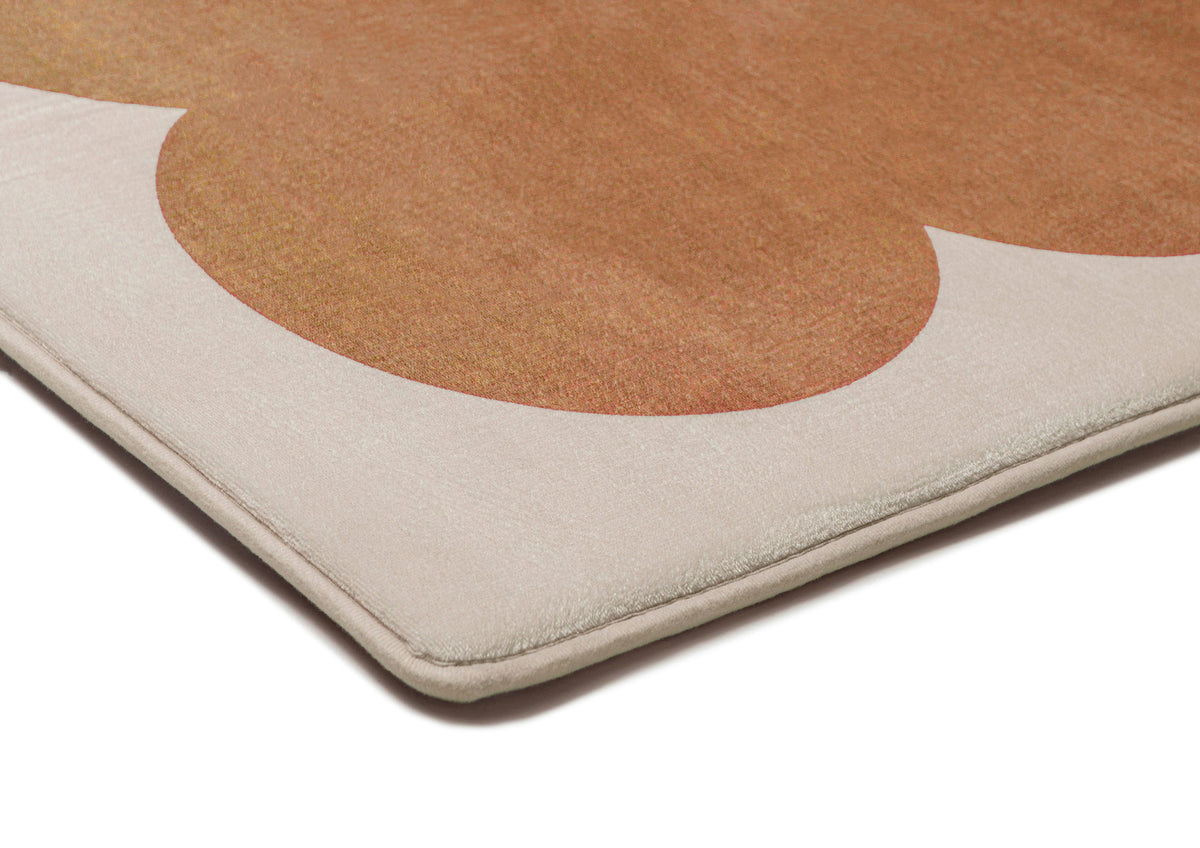 Edda Brown Scalloped Playmat