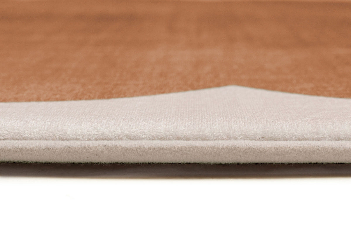 Edda Brown Scalloped Playmat