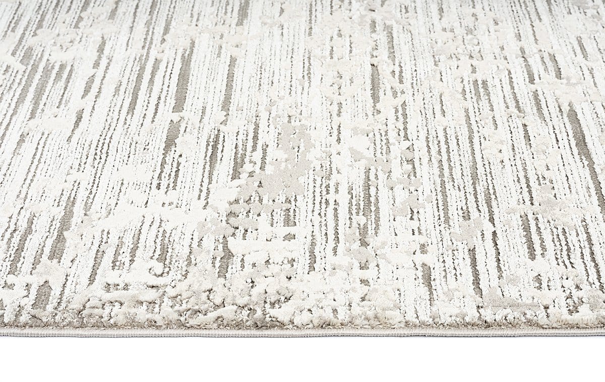 Eliana Grey Ivory And Cream Traditional Floral Rug