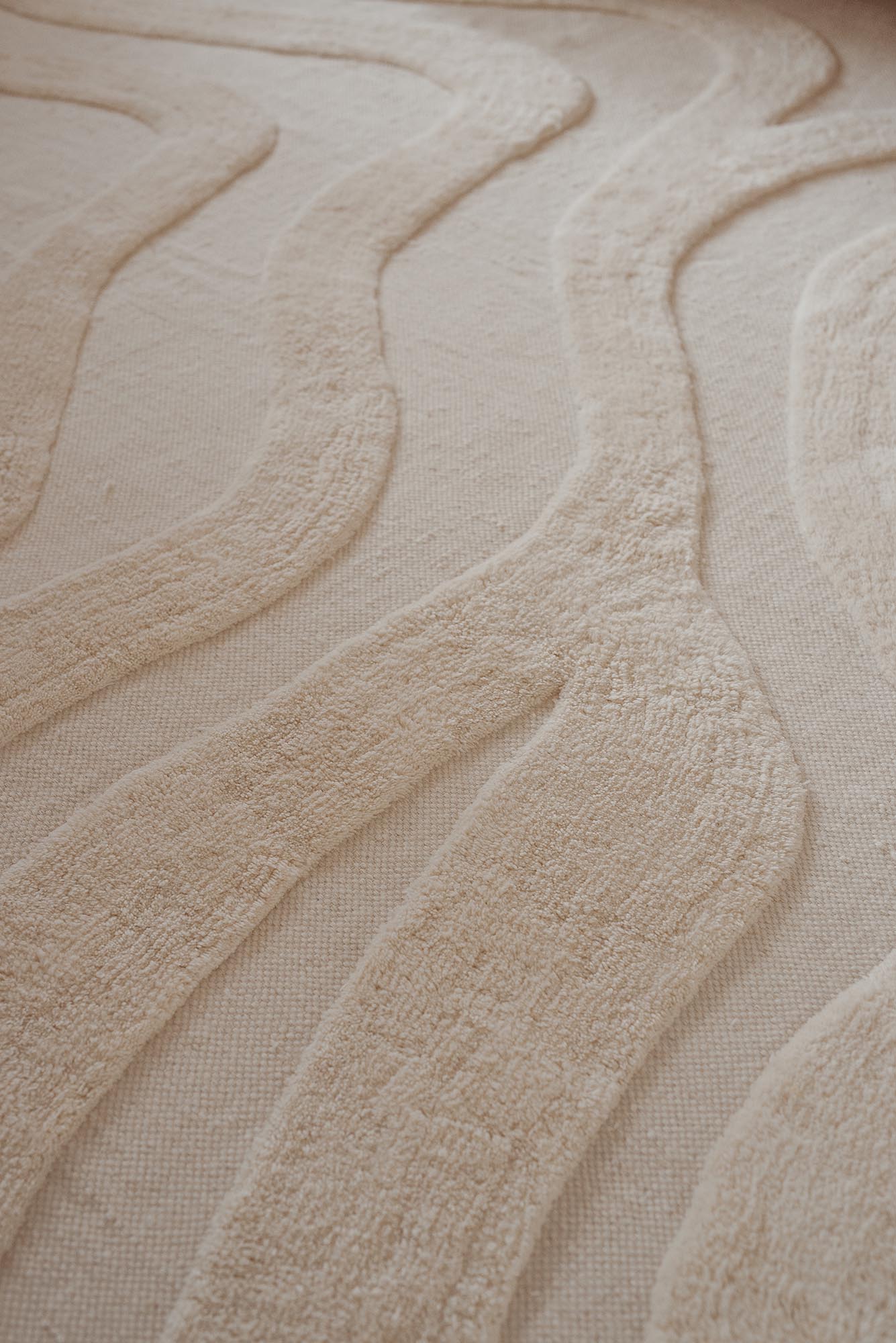 Eniko Abstract Cream Washable Wool Rug
