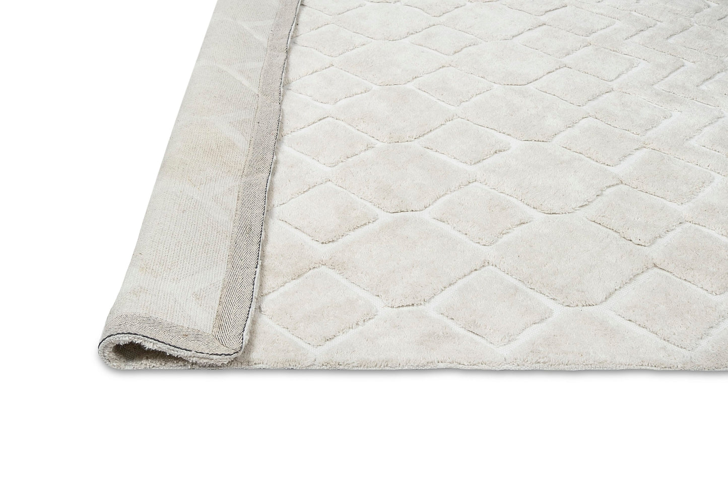 Gia Ivory Diamond Tribal P.E.T Shag Rug