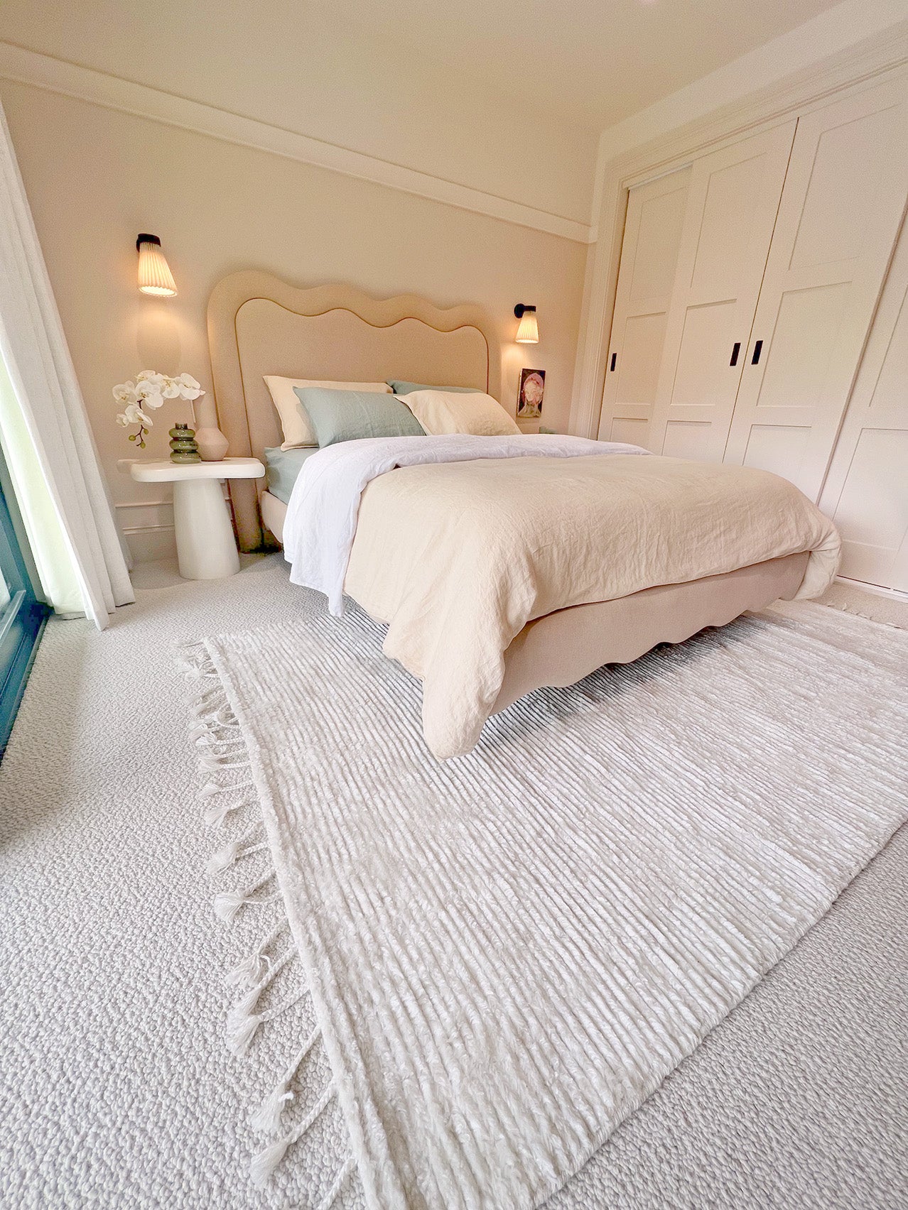 Ginta Luxe Ivory P.E.T Cut Pile Rug