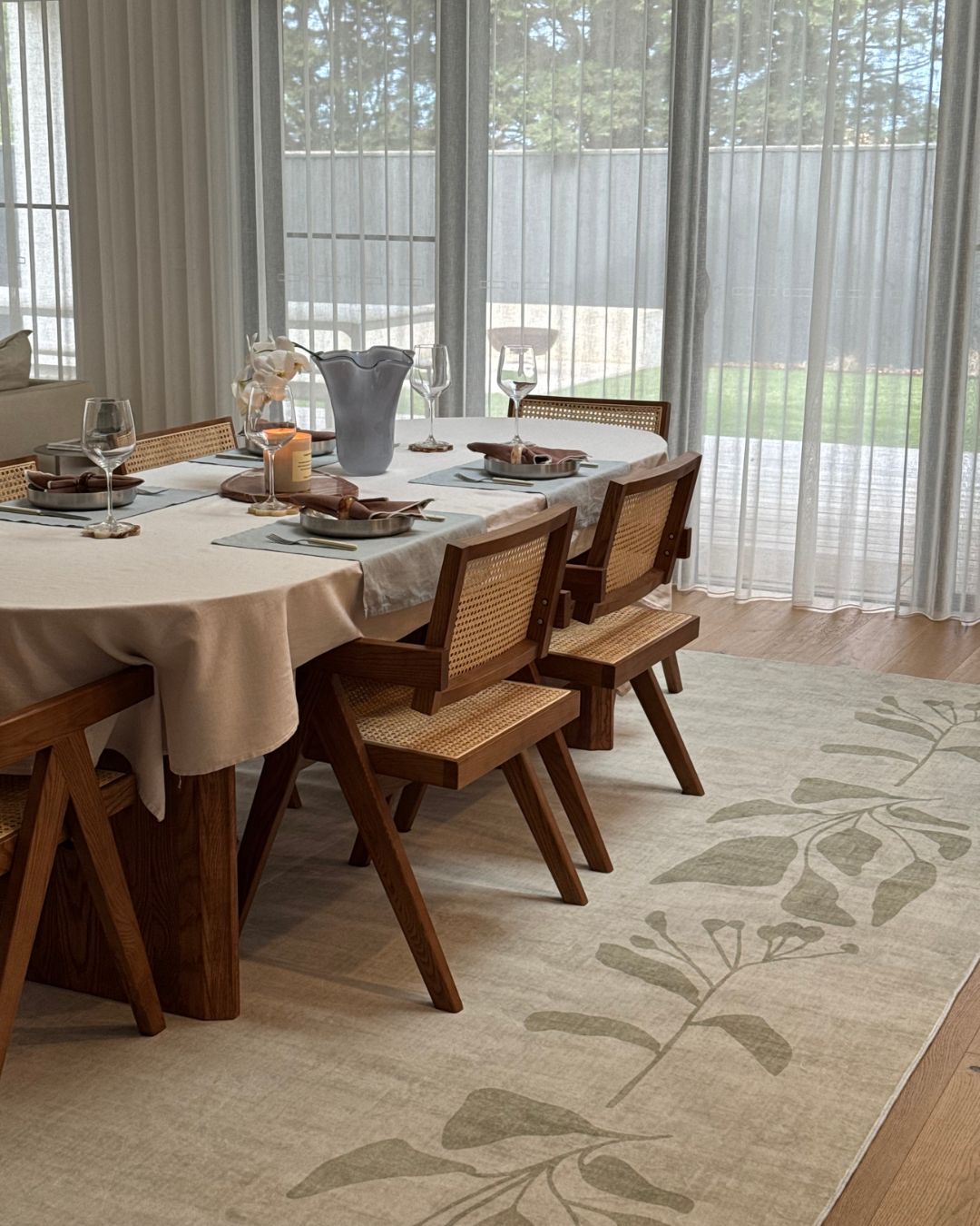 Glaiza Green Botanical Border Washable Rug