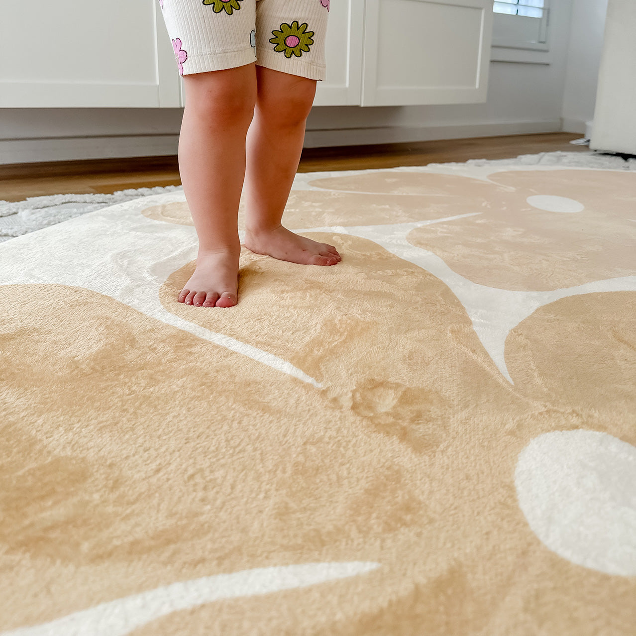 Gwen Yellow Flowers Rollie Pollie Round Playmat