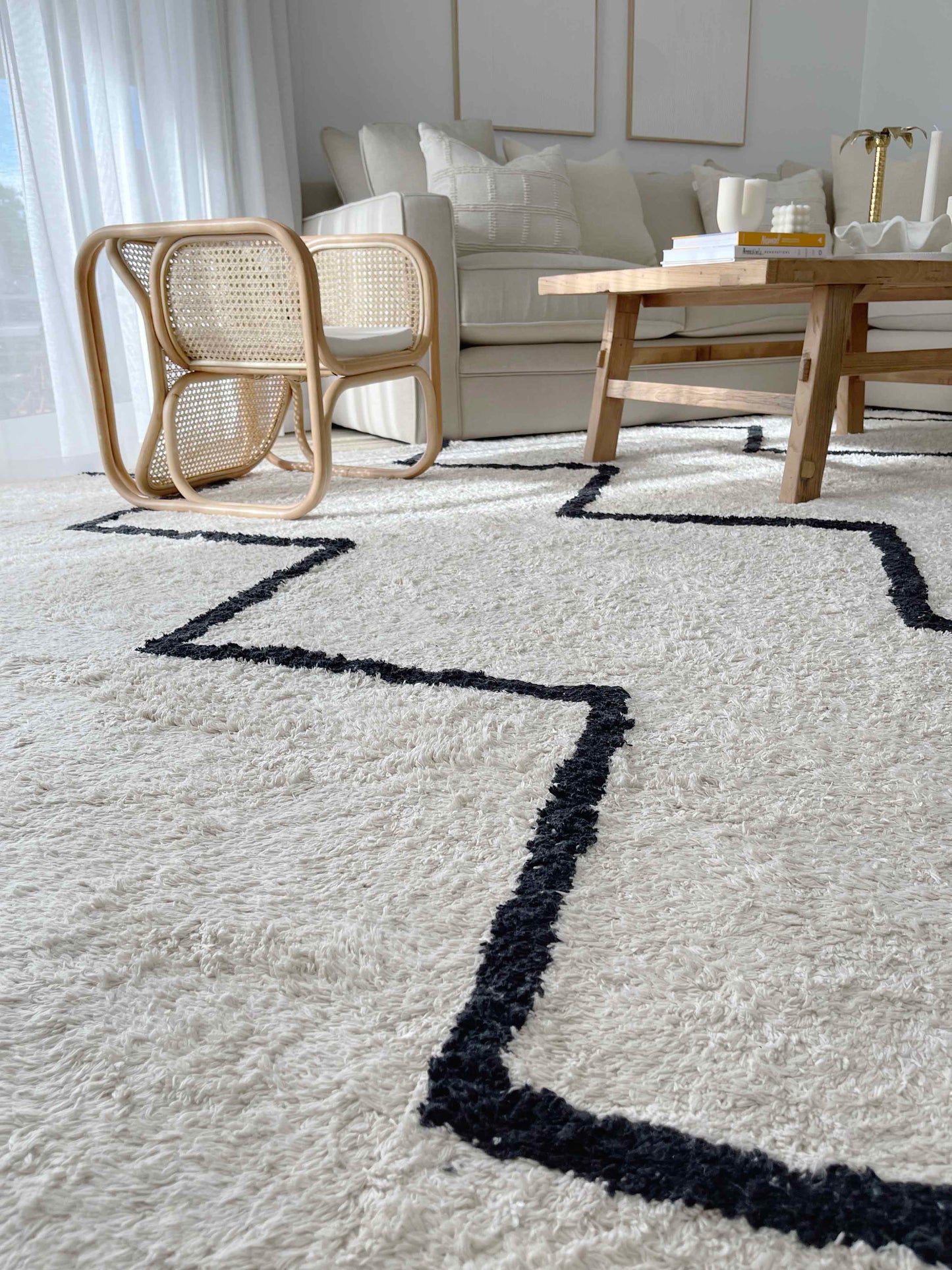 Hayley Black and Ivory Tribal Washable Berber Rug