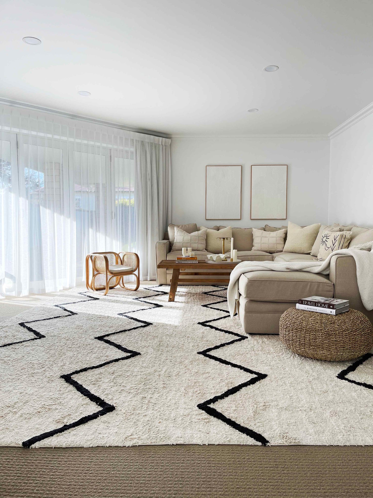 Hayley Black and Ivory Tribal Washable Berber Rug