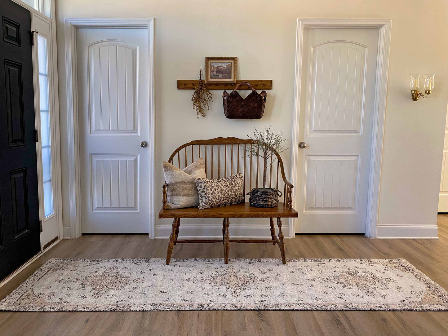 Helena White and Peach Turkish Style Distressed Runner Rug