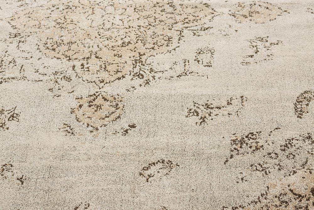 Helena White and Peach Turkish Style Distressed Runner Rug