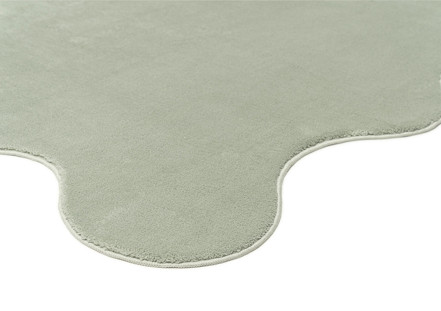 Idrissa Pale Green Scallop Washable Rug