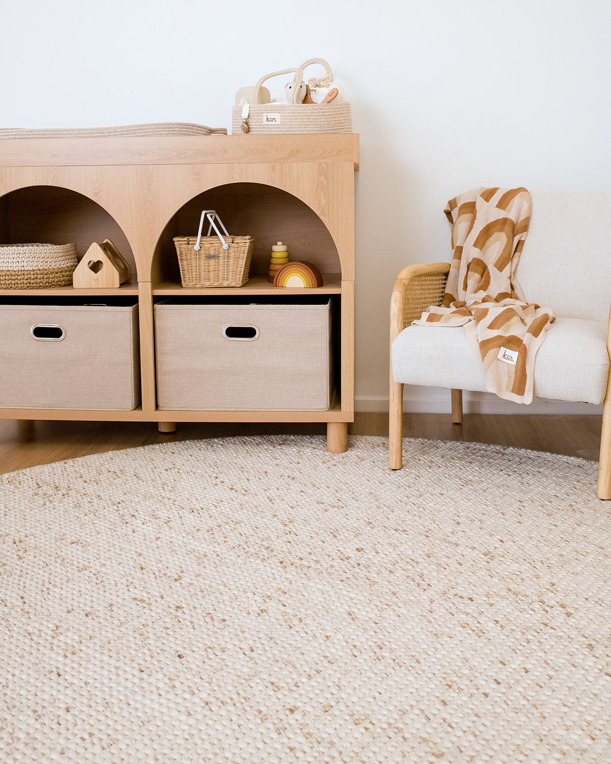Indya Rug Indya Marbled Cream and Beige Chunky Wool Round Rug