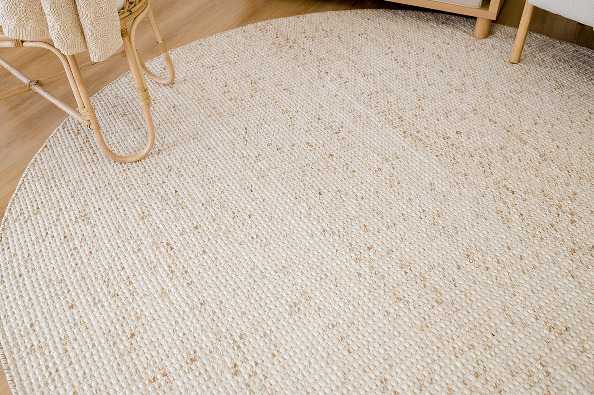 Indya Rug Indya Marbled Cream and Beige Chunky Wool Round Rug