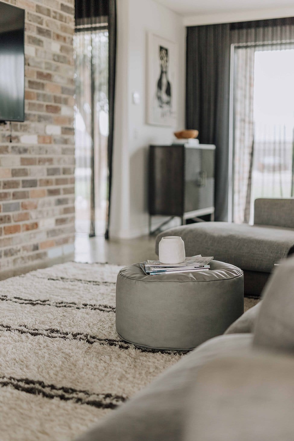 Irina Ivory And Charcoal Grey Shag Rug