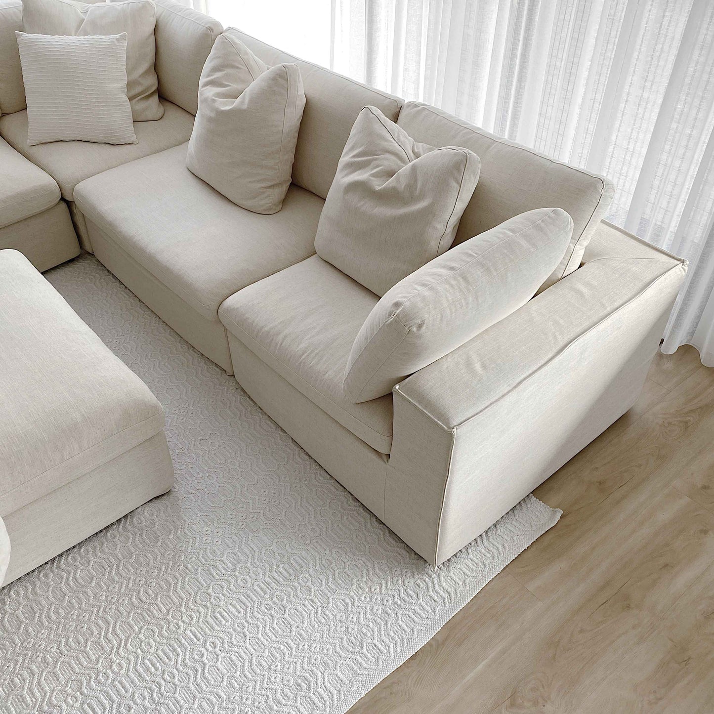 Ivy Ivory Indoor Outdoor P.E.T Rug