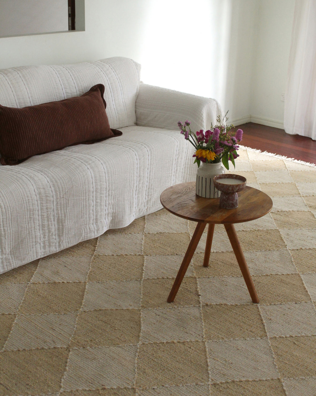 Jonette Sand Raised Diamond Jute Wool Rug