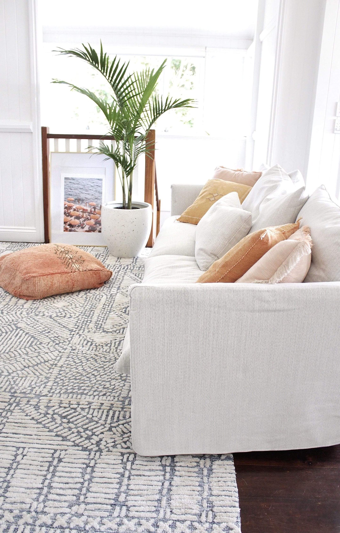 Karmen Blue and Ivory Geometric Patterned Rug