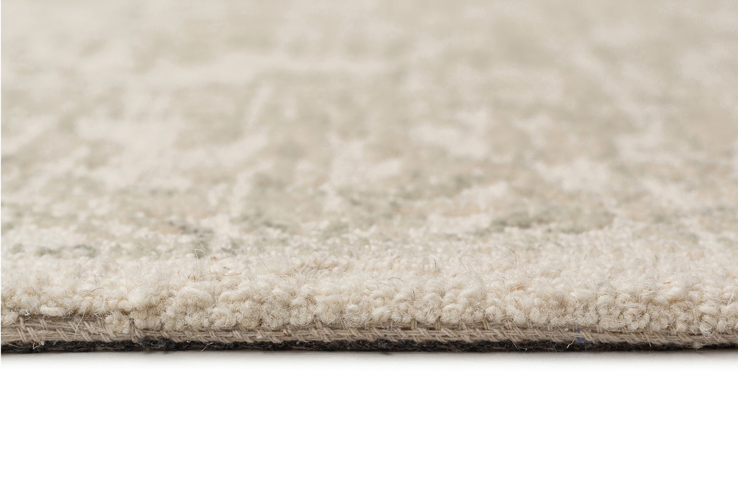 Keena Ivory Gray Medallion Tufted Wool Rug