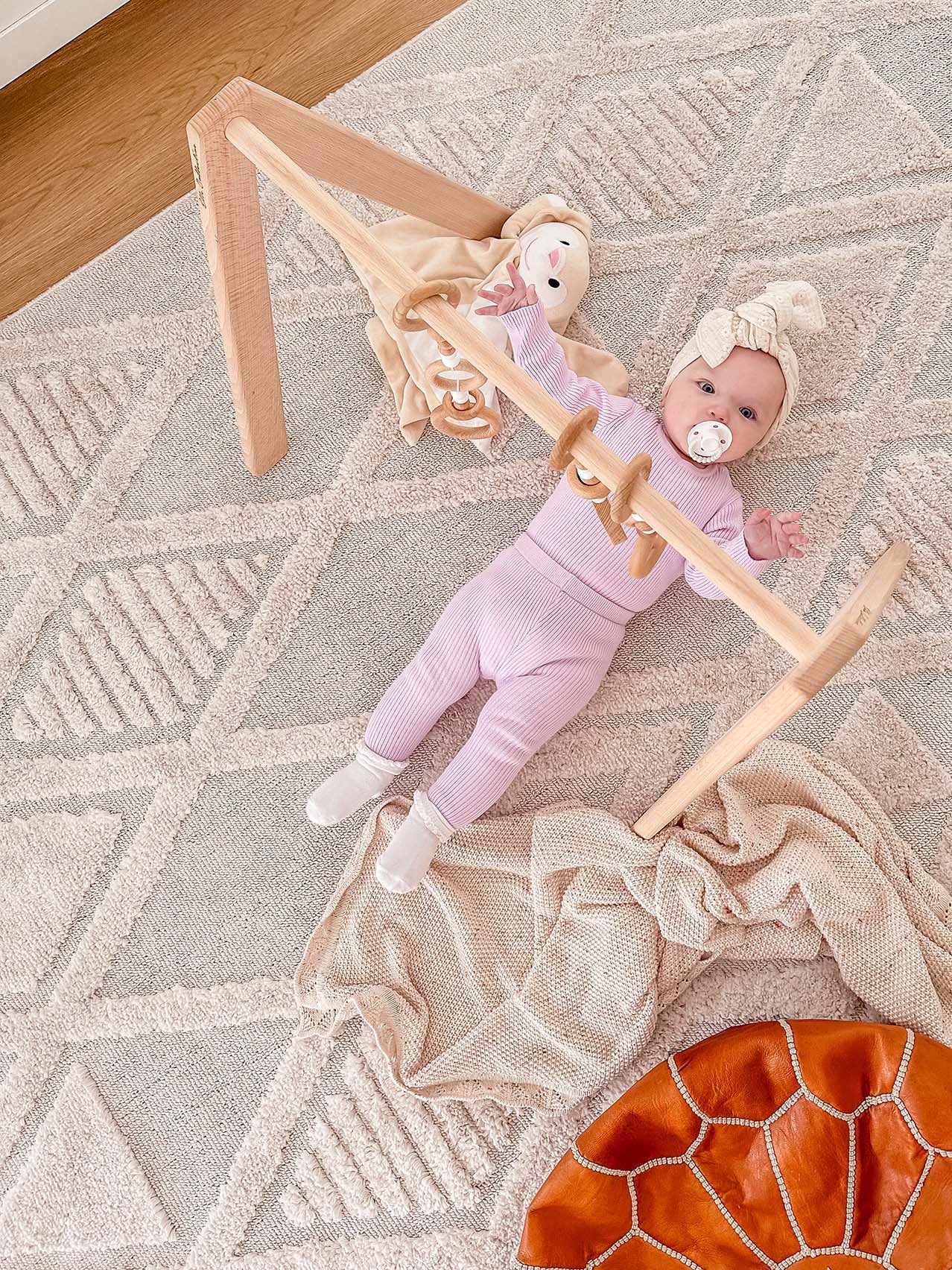 Kira Diamond Detail Textured Rug