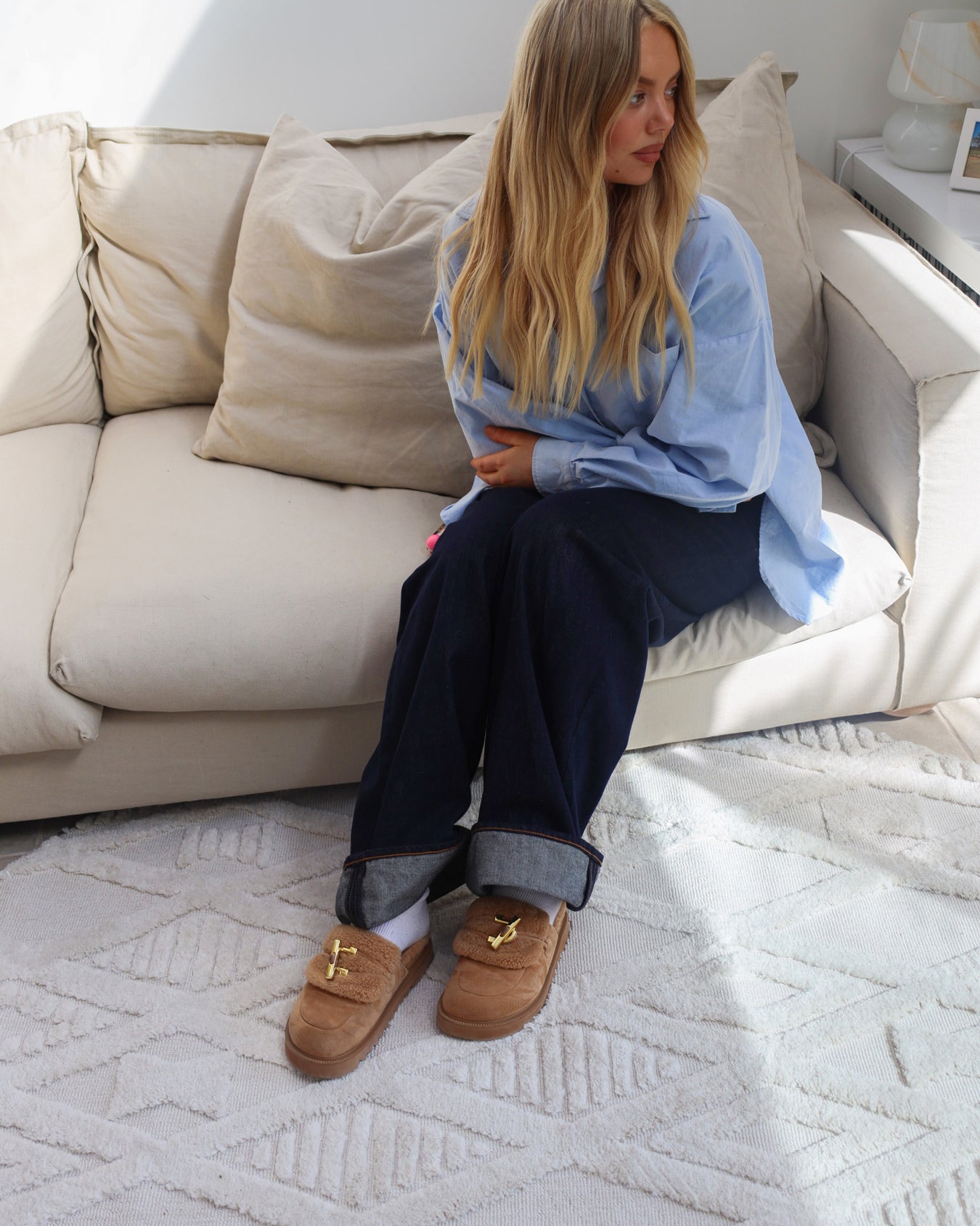 Kira Diamond Detail Textured Round Rug