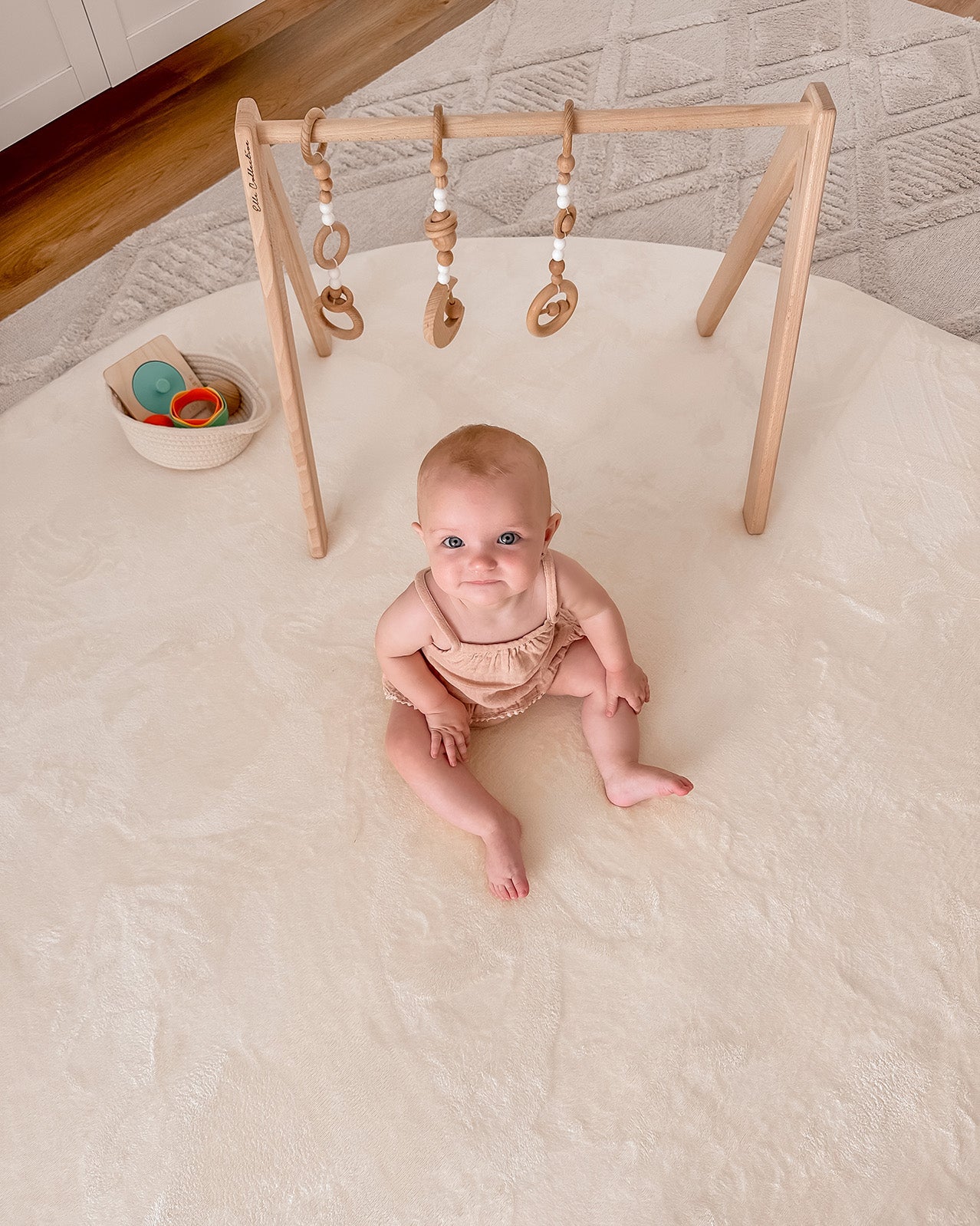 Koa Ivory Plush Rollie Pollie Round Playmat