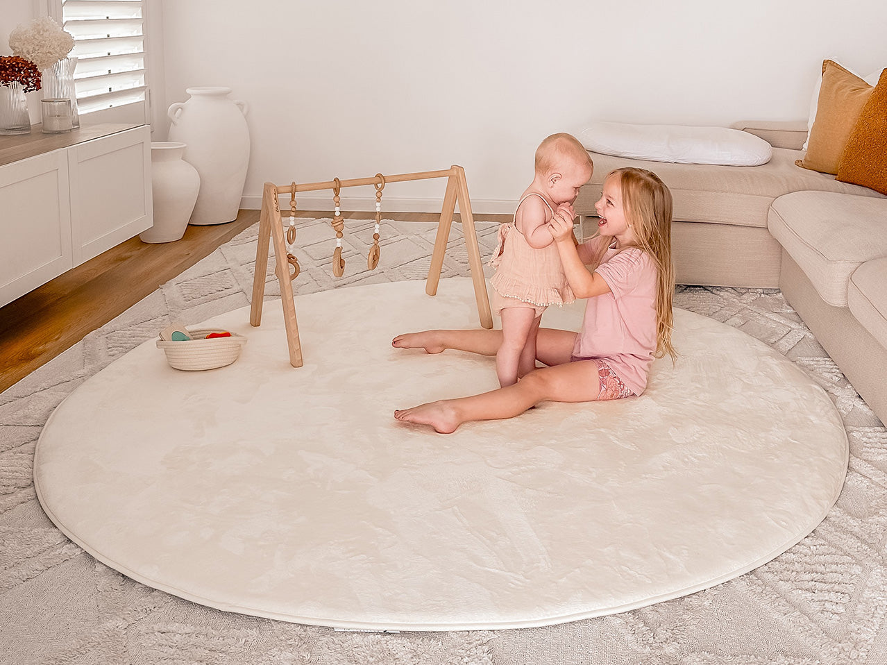 Koa Ivory Plush Rollie Pollie Round Playmat