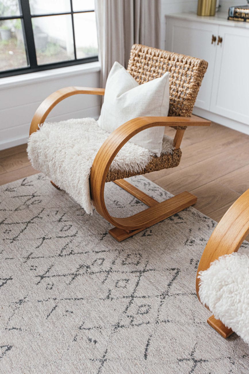 Kwame Tribal Pattern Flatweave Rug