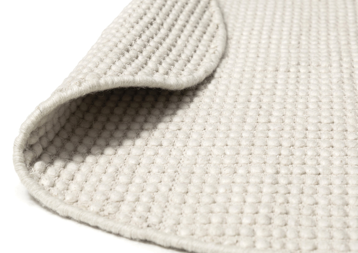 Larvic Ivory Chunky Wool Round Rug