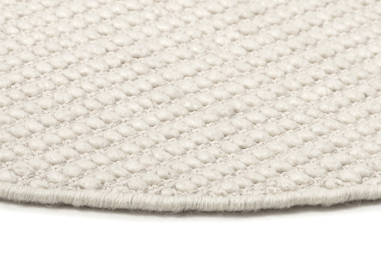 Larvic Ivory Chunky Wool Round Rug
